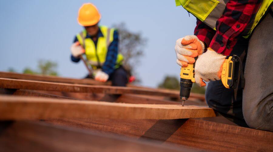 Professional residential roofers in Laketown, UT